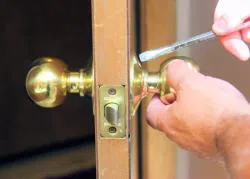 Dongan Hills NY Locksmith Store Dongan Hills, NY 718-305-4173